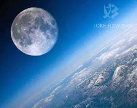 为什么月亮不围着太阳转？