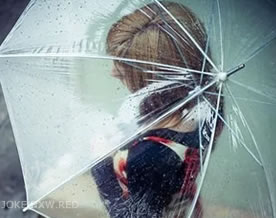 如果天上落下一滴水，那是我想你而流的泪